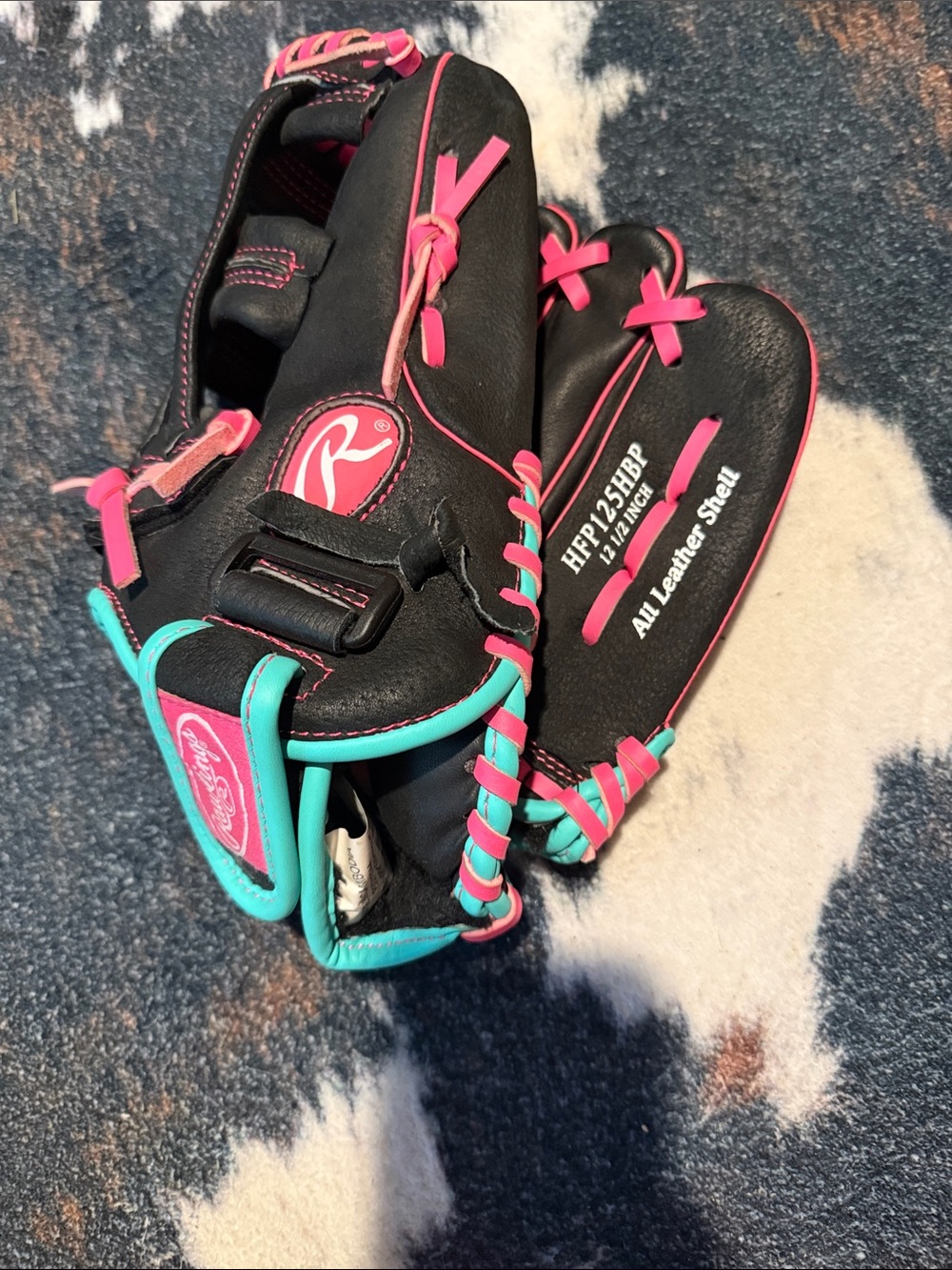 Rawlings Black Glove with Pink Lacing and Teal Trim - Picture 3 of 3